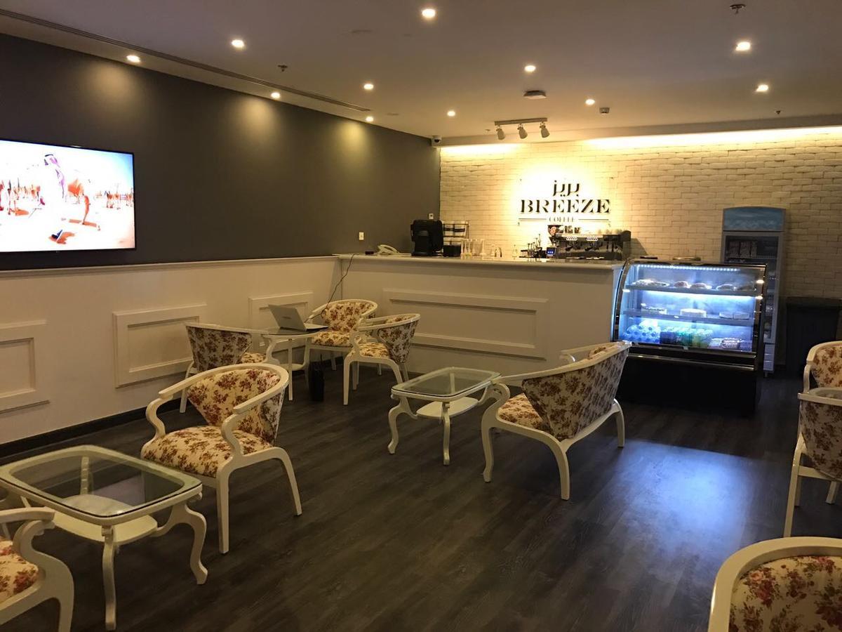 Gulf Breeze Hotel Apartments Al Khobar Exteriör bild
